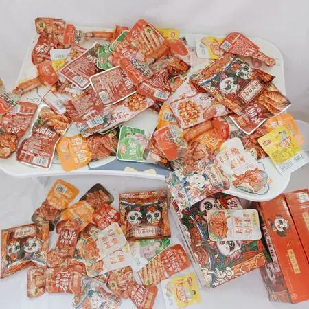 各种口味的小零食，好吃不贵
