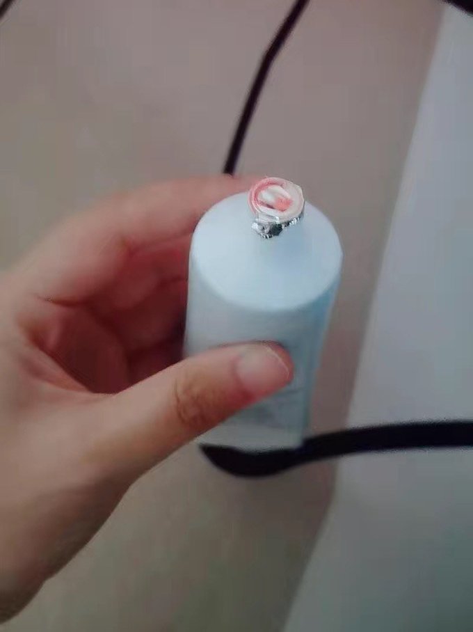 牙膏