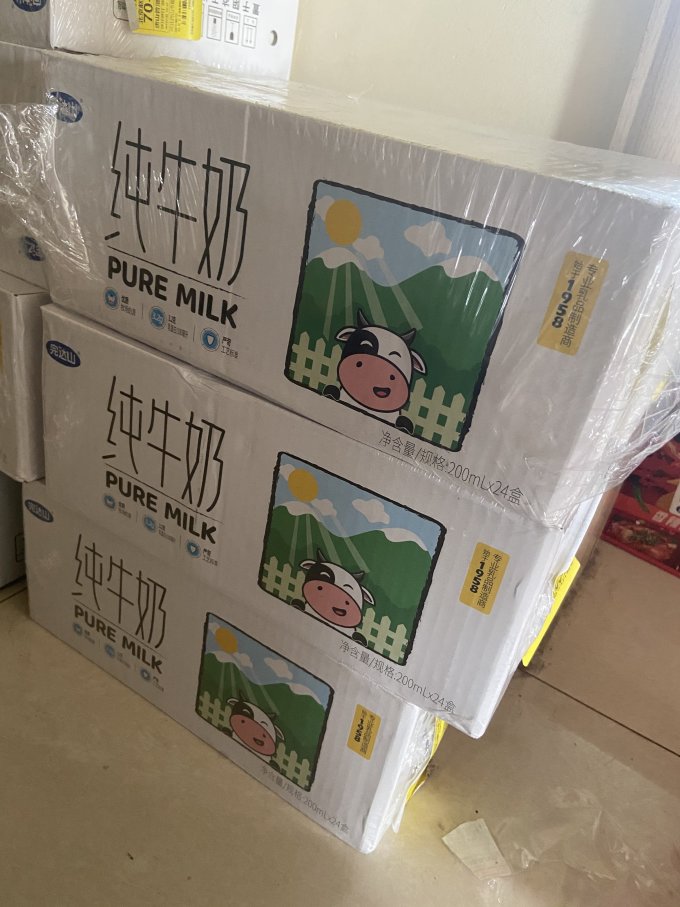 完达山常温牛奶
