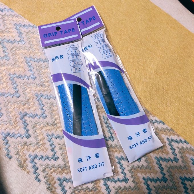 羽毛球具