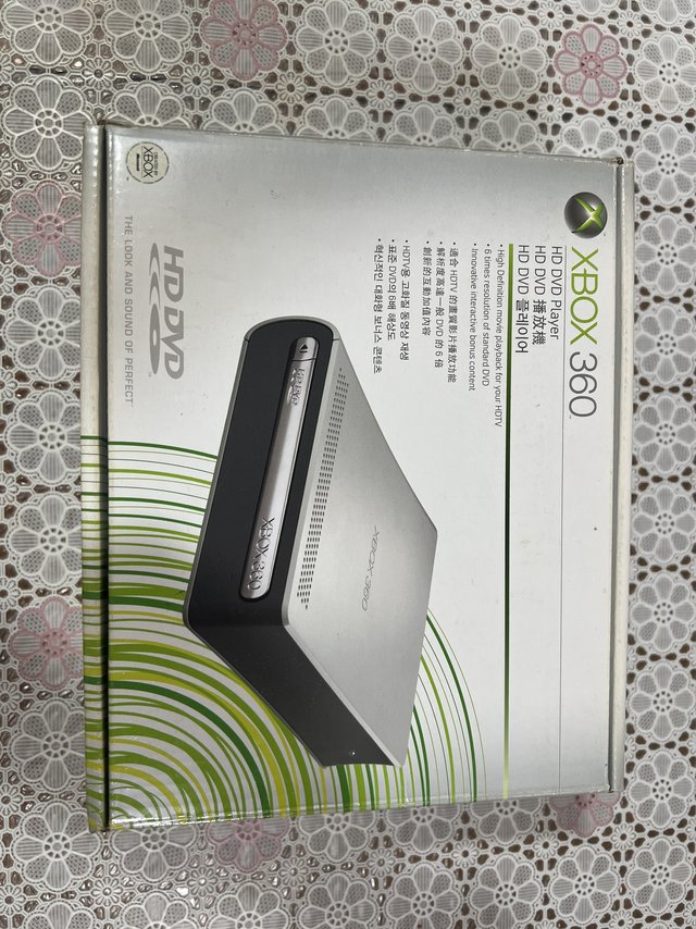 柜子角落里找到了当年Xbox360绝配神器。