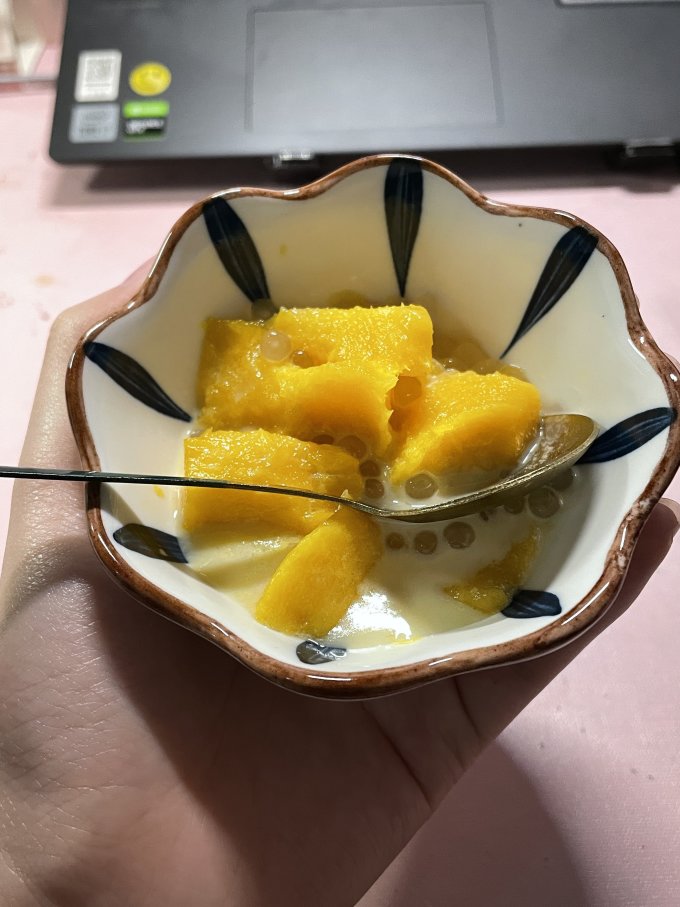金玫瑰碗