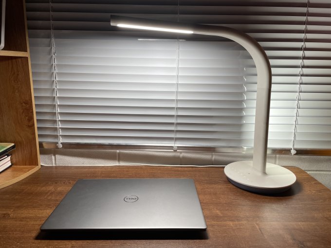 陪伴我3年的米家飞利浦2s台灯