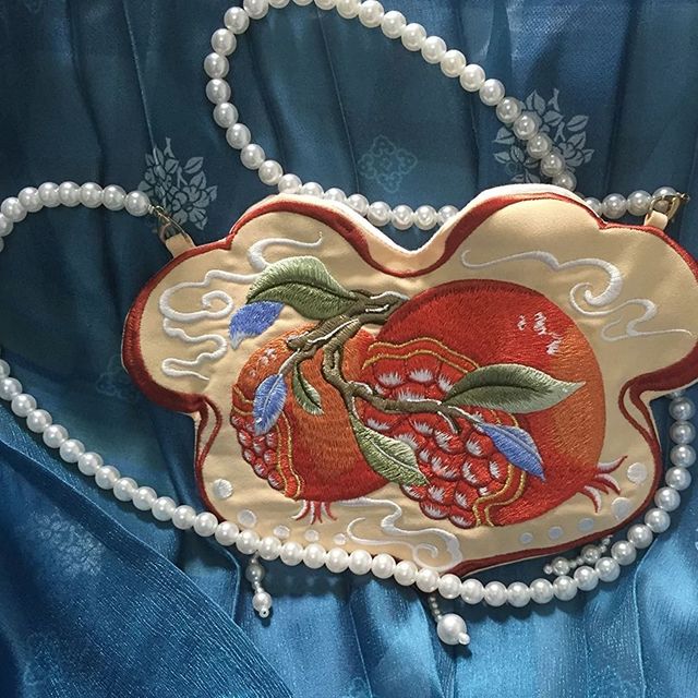 滴滴滴，好看的包包