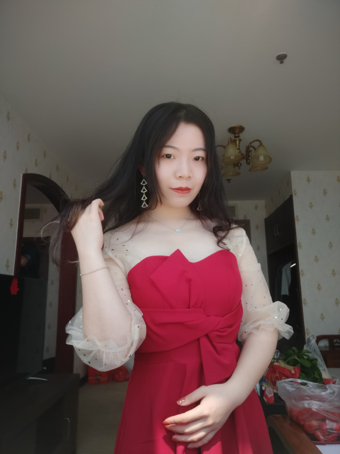 礼服