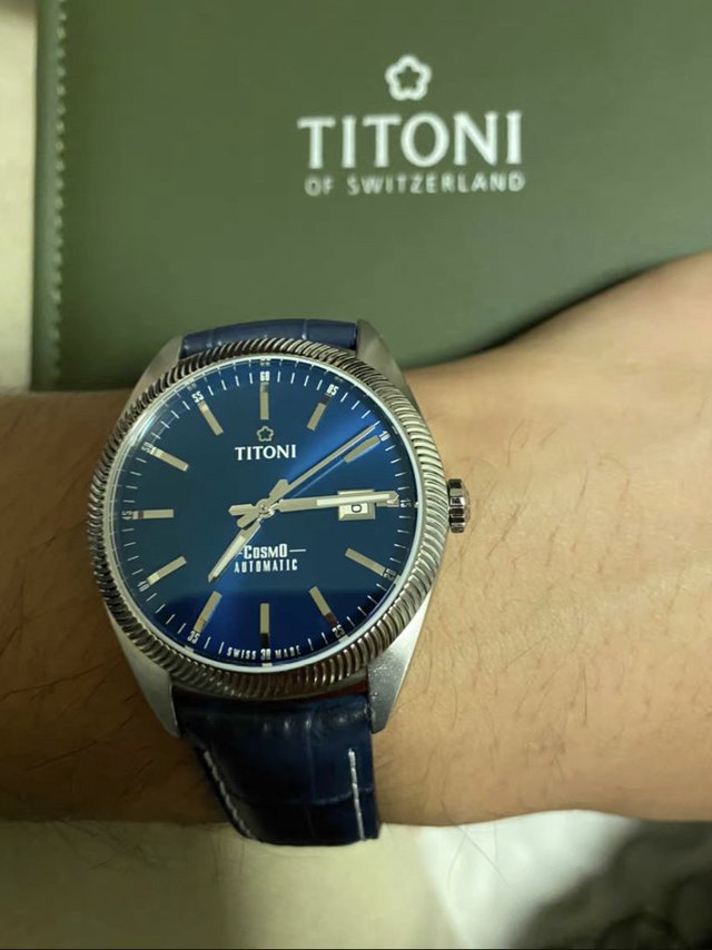 TITONI 梅花 男士自动机械表