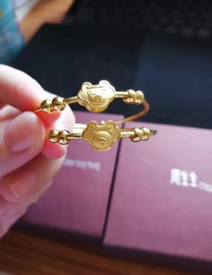 周生生黄金手镯/手链/脚链