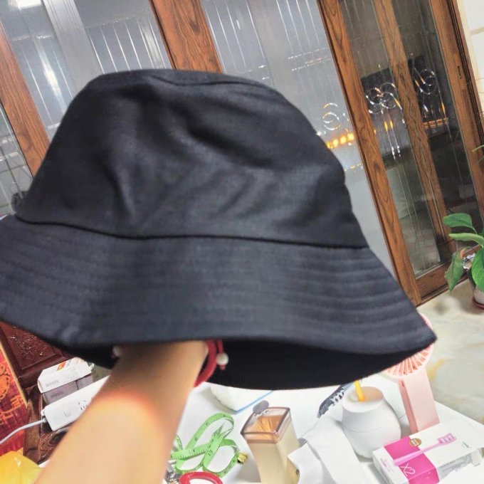 探浩帽子