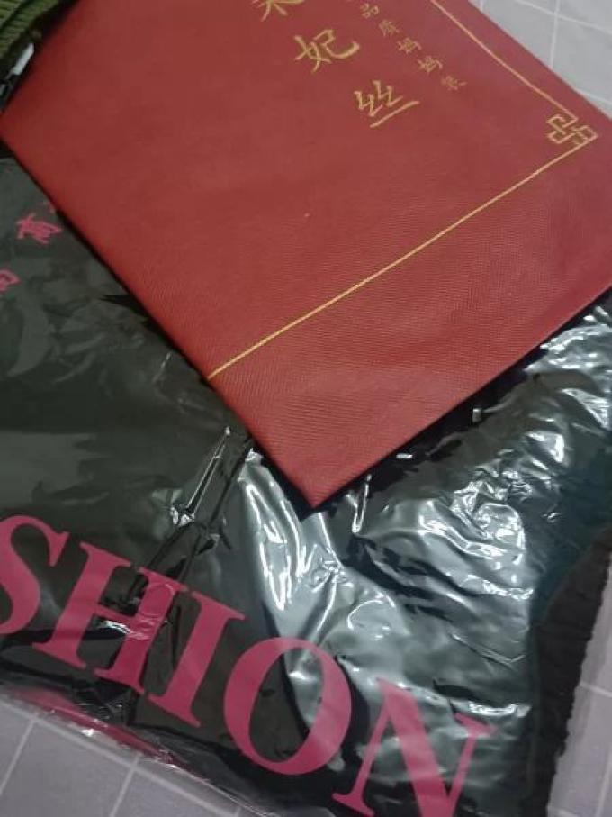 女上装