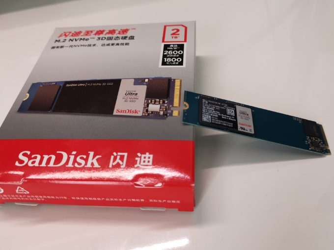 闪迪固态硬盘