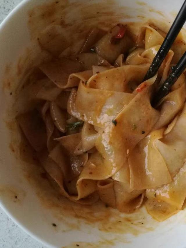 整体评价：自从几年前吃过一次阿宽红油面皮