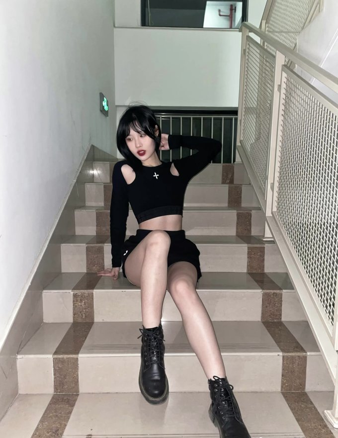 女上装