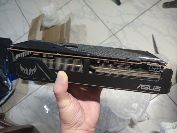 华硕tuf3-rx 5600 xt-o6g-evo显卡怎么样 500的华硕tuf5600xt完美下车