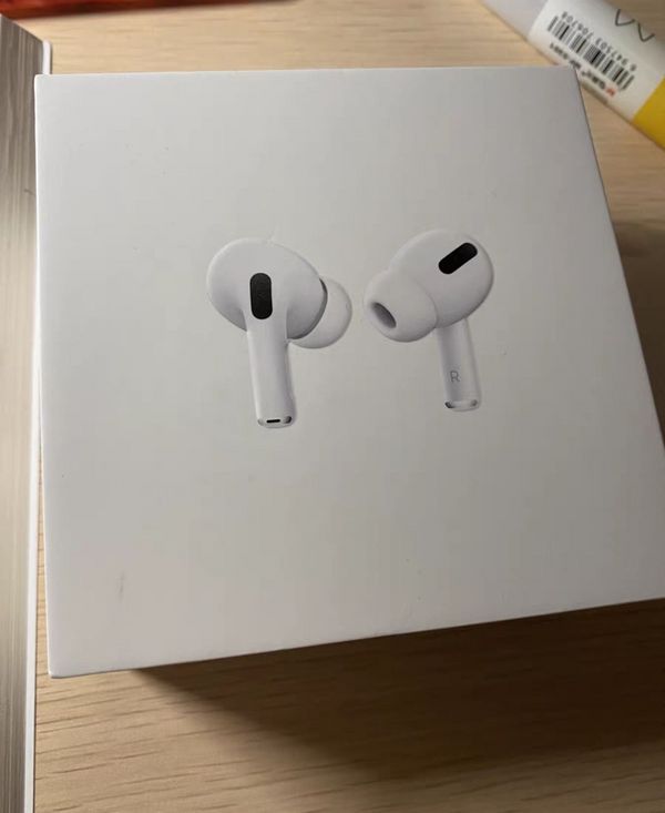 Apple AirPods Pro主动降噪蓝牙无线耳机 