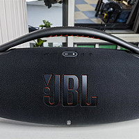 JBL 防尘防水音箱