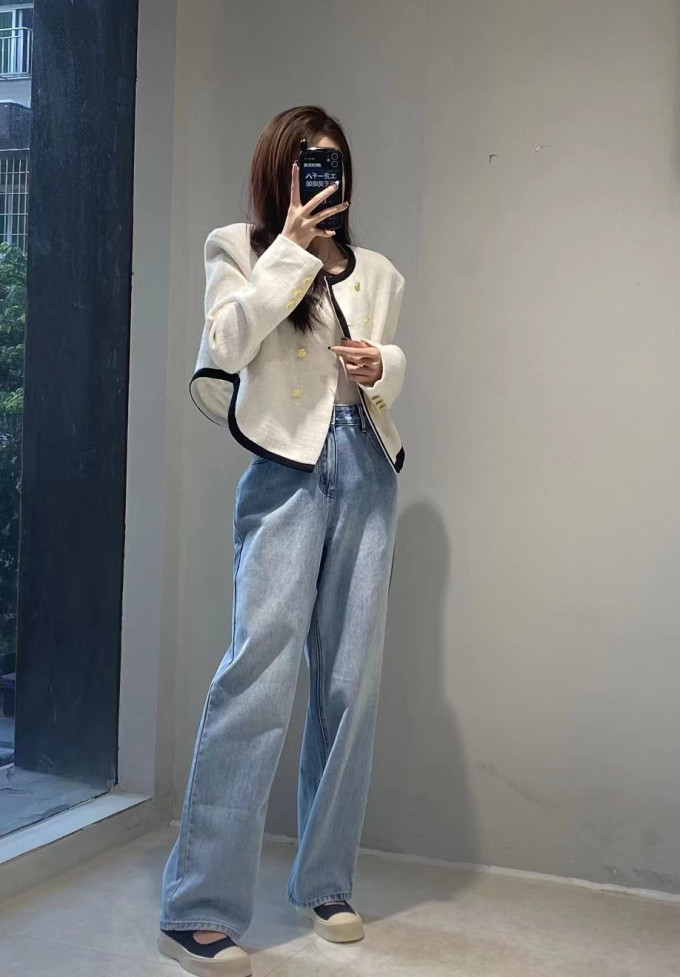 女上装