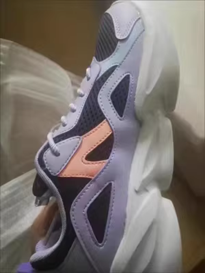 休闲运动鞋