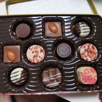 手工黑白巧克力礼盒