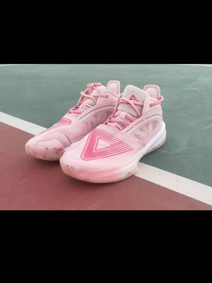 匹克篮球鞋