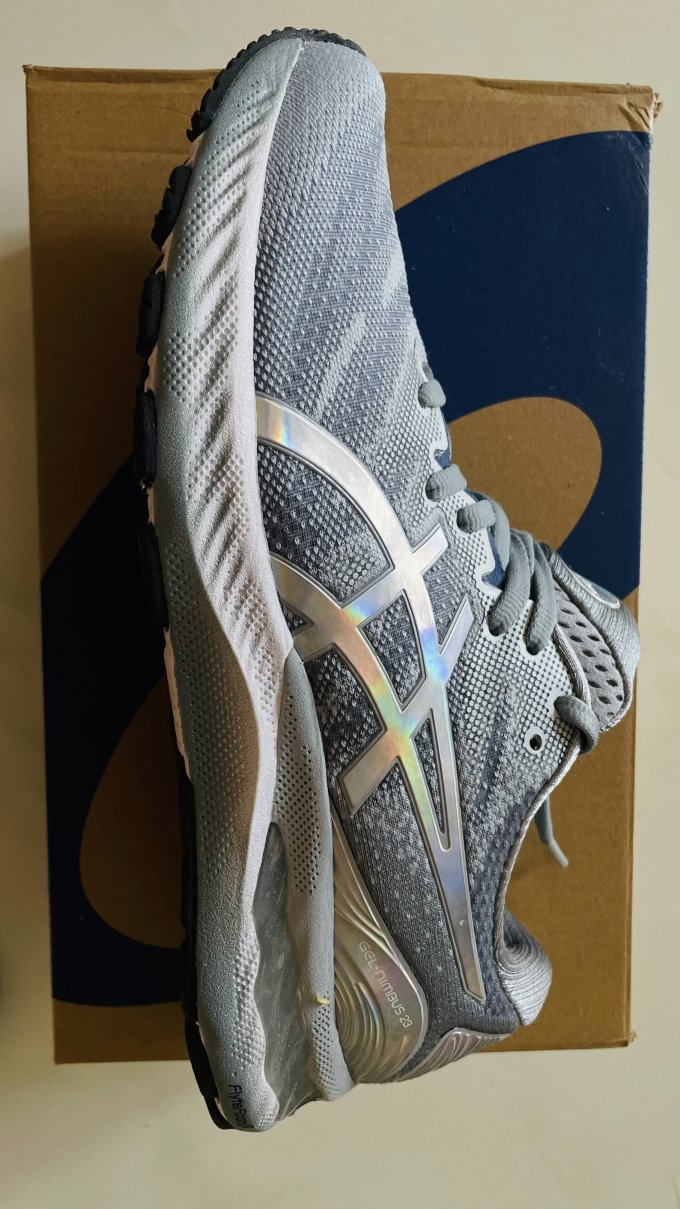 亚瑟士跑鞋怎么样 亚瑟士nimbus23铂金版跑步鞋晒物_什么值得买