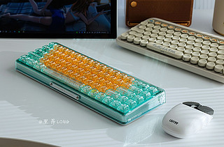 透明键盘新配色，这次够橙意满满吗？
