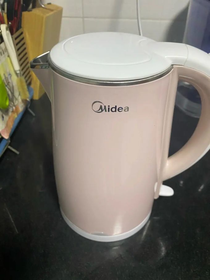 美的电水壶