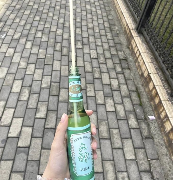 六神驱蚊花露水