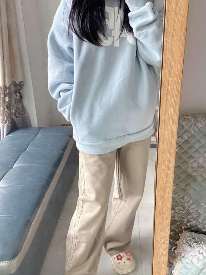 女士牛仔裤