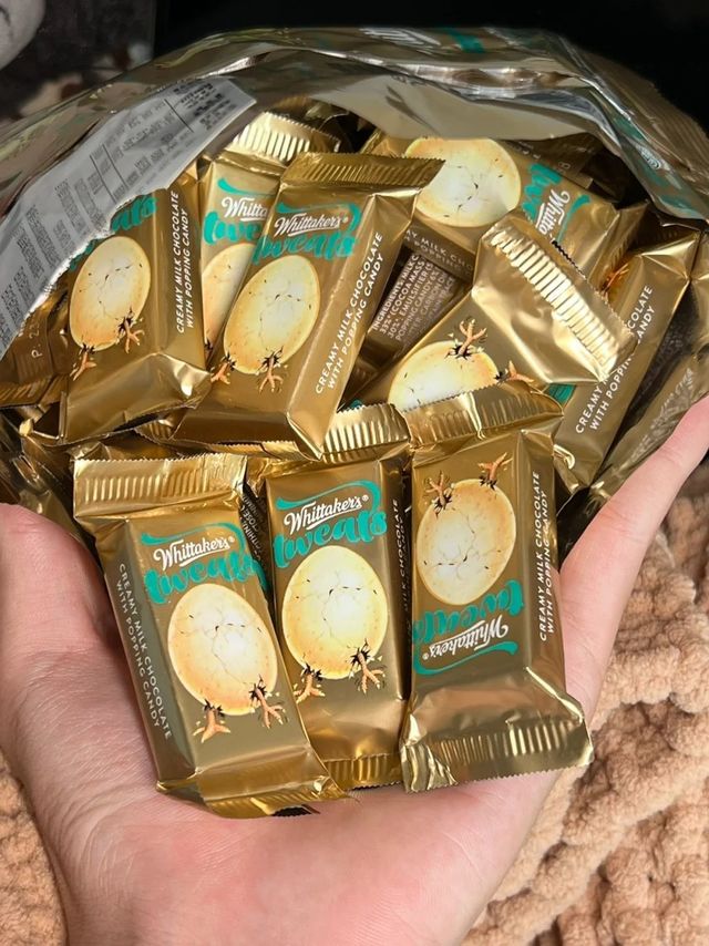 里面有跳跳糖的巧克力太好吃啦！💰34