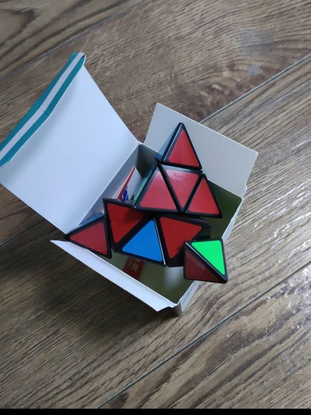 适合孩子发展智力的玩具