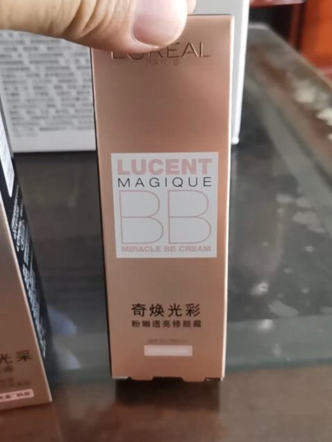巴黎欧莱雅BB霜