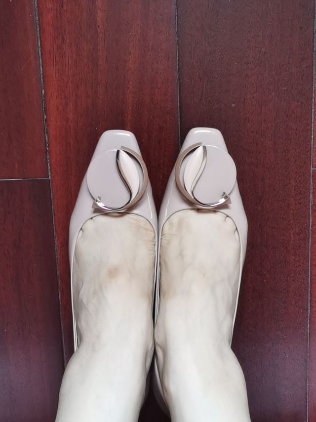 非常舒服，不磨脚，锦鲤很独特
