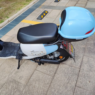 趁国庆搞活动买个台铃电动车，不塞车真爽，带着娃去兜风
