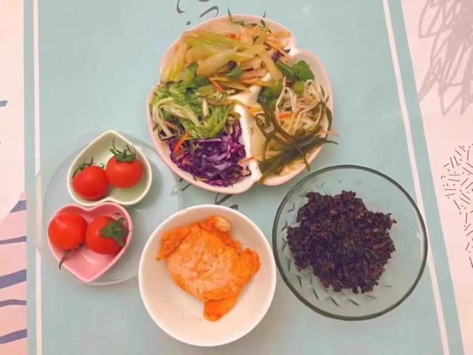 鲨鱼菲特鸡鸭零食