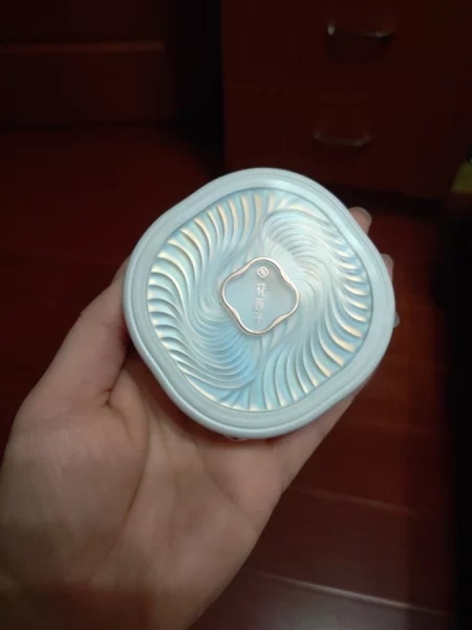 花西子海绵粉扑