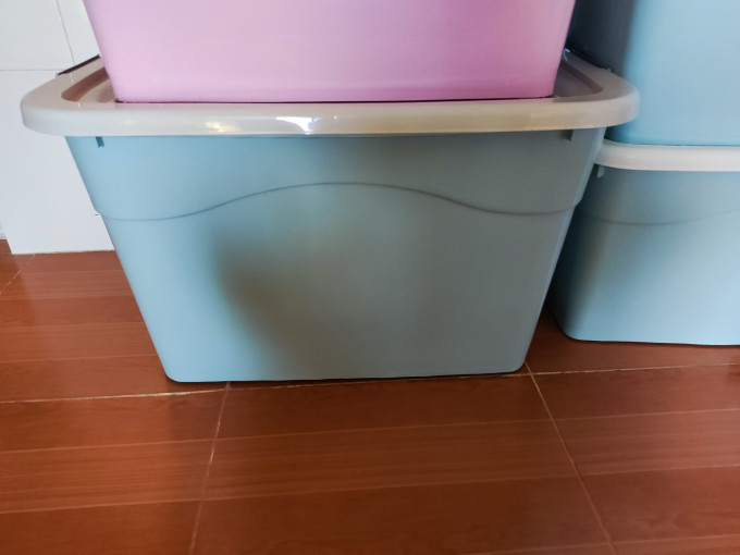 收纳箱
