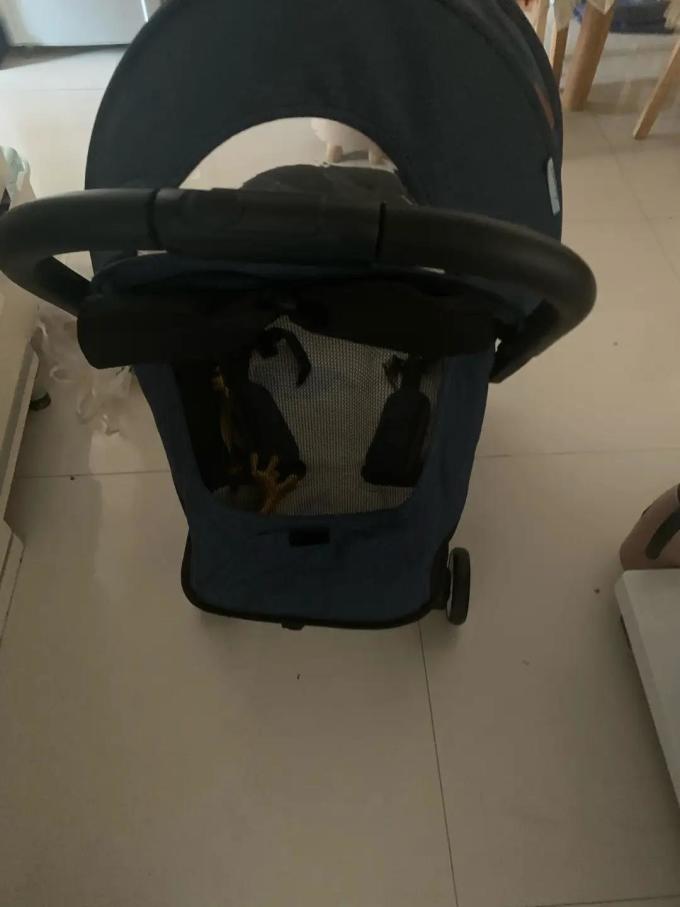 逸乐途婴儿推车