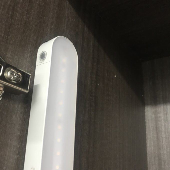 配亮LED灯