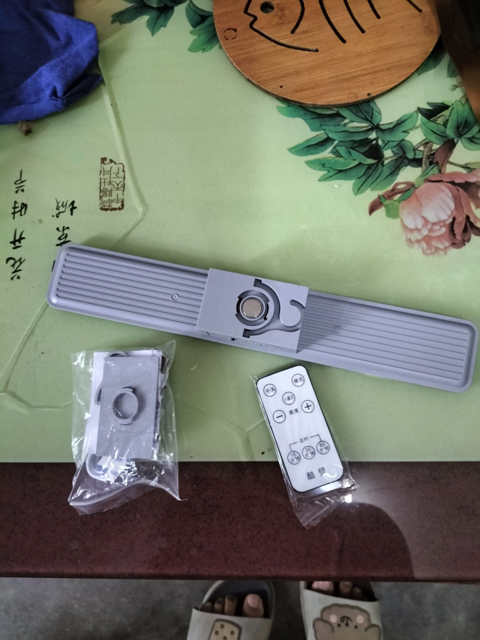 配亮LED灯