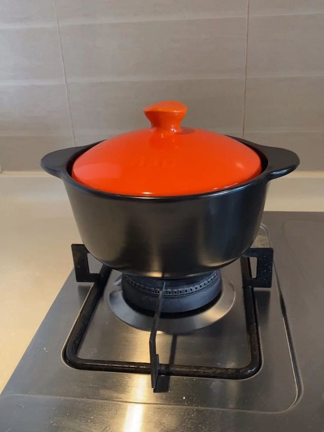 是我想要的砂锅，外观很好看