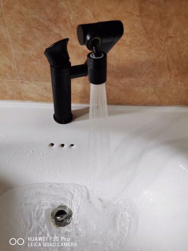 百汉水龙头，