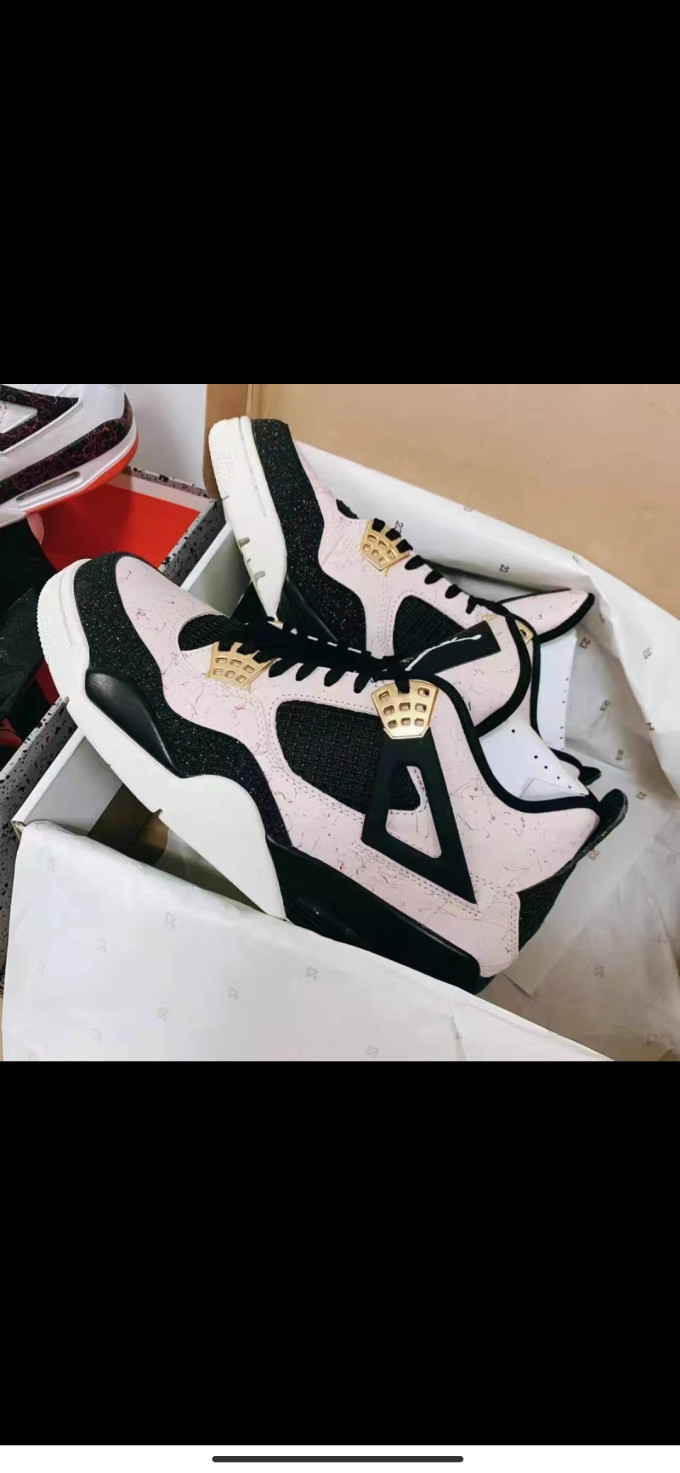 air jordan篮球鞋怎么样 aj4粉色大理石,击中少女的心_什么值得买