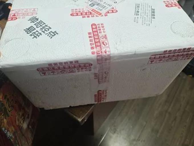 靓小白糖果巧克力
