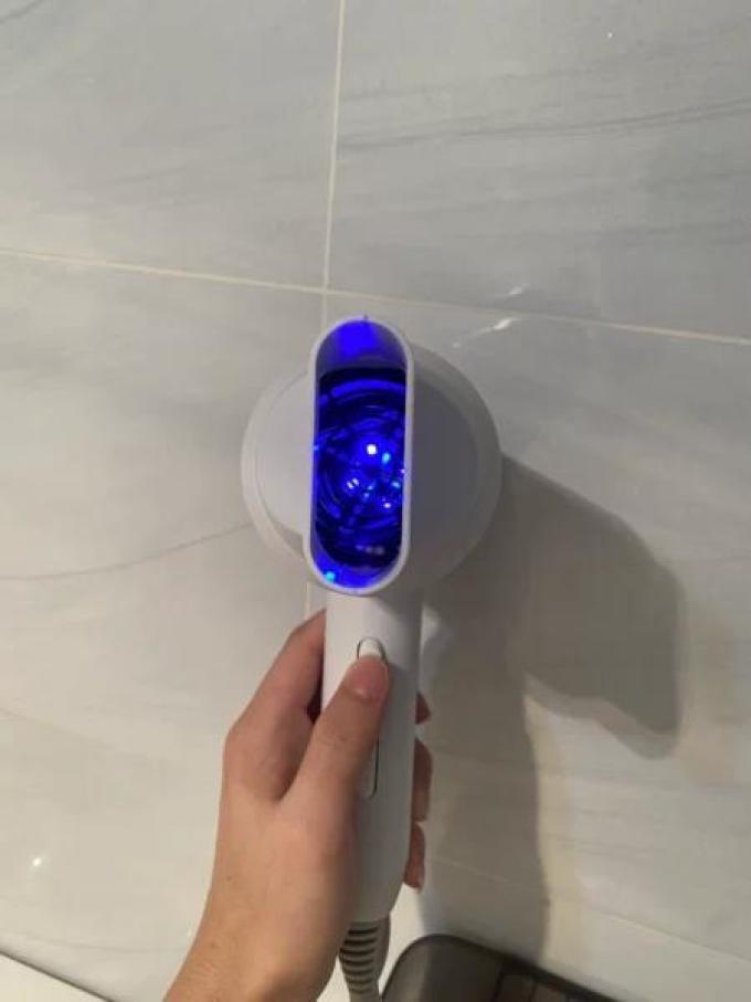 闪格电吹风