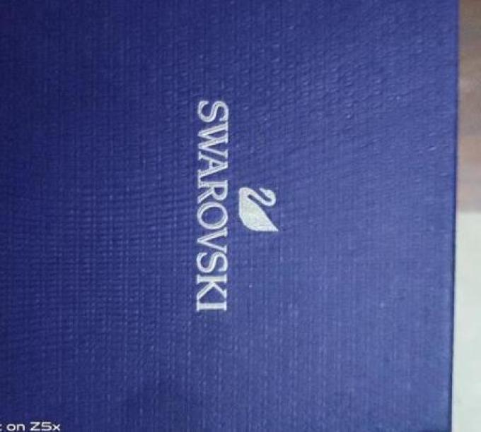 施华洛世奇钻石耳饰