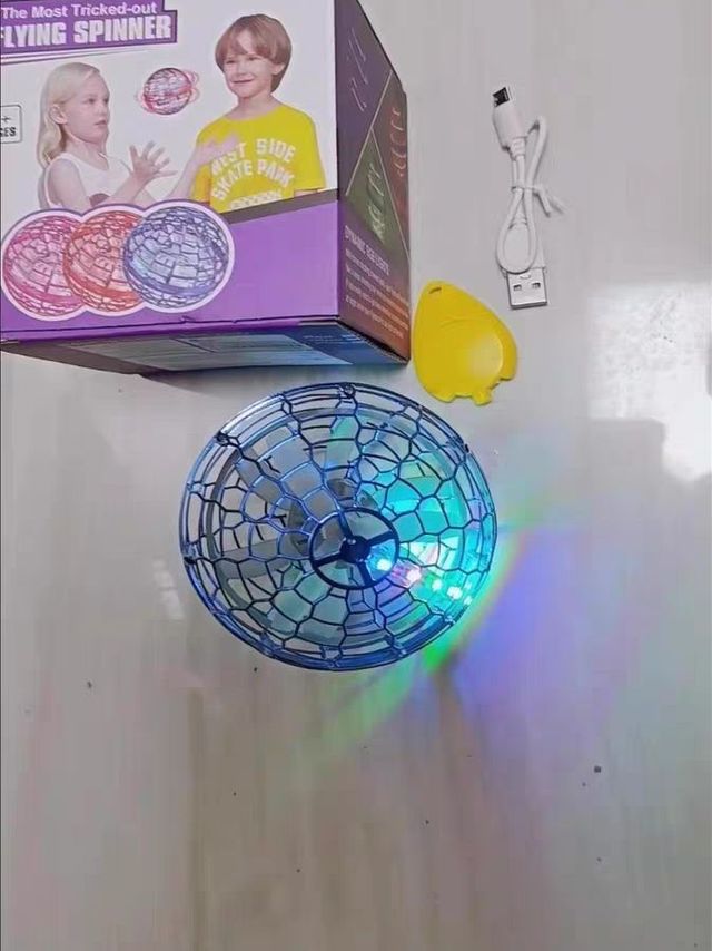智能感应飞球