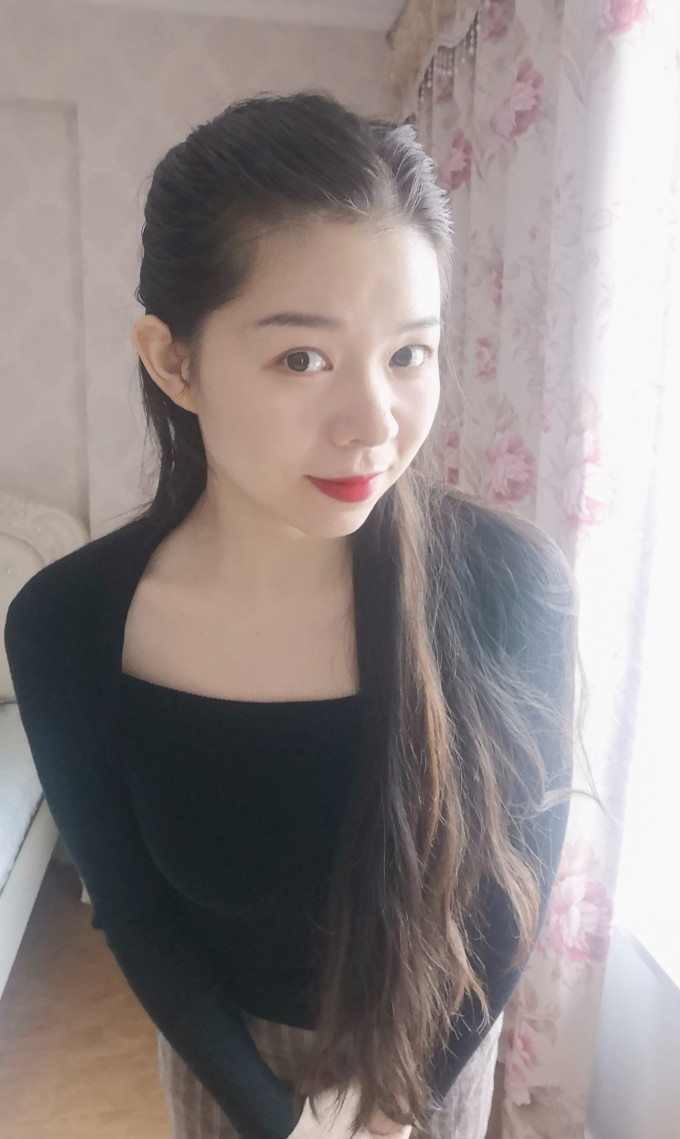 女士毛衣