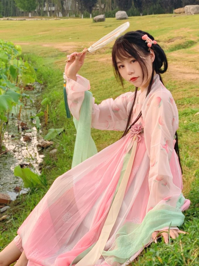 妃亦坊汉服
