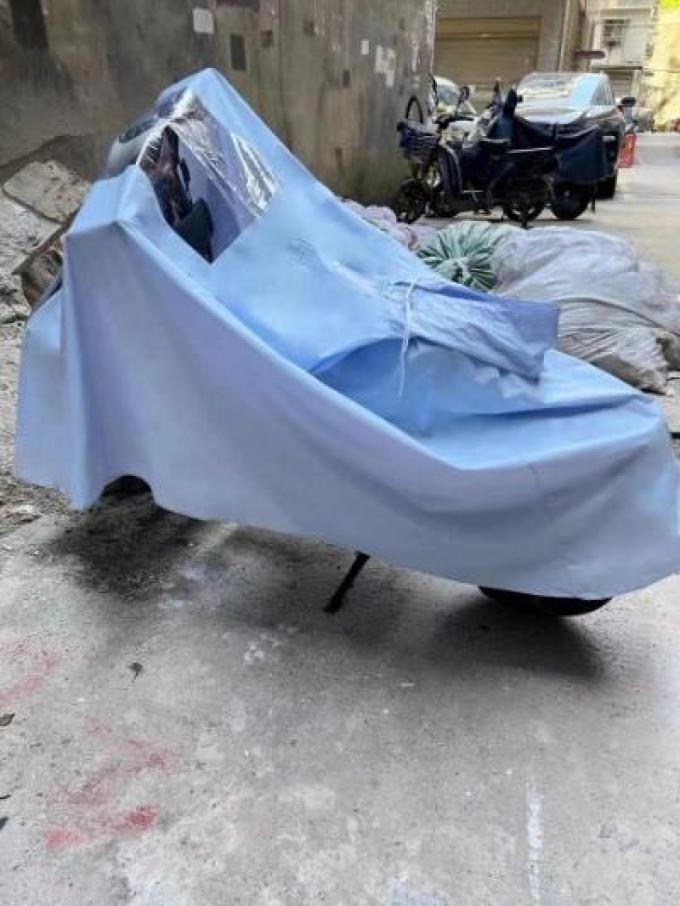 雨衣雨披