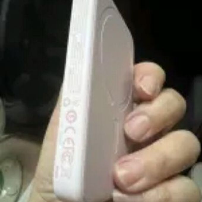 倍思移动电源